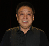 张家港市三星银屏器材有限公司 总经理：唐金法
